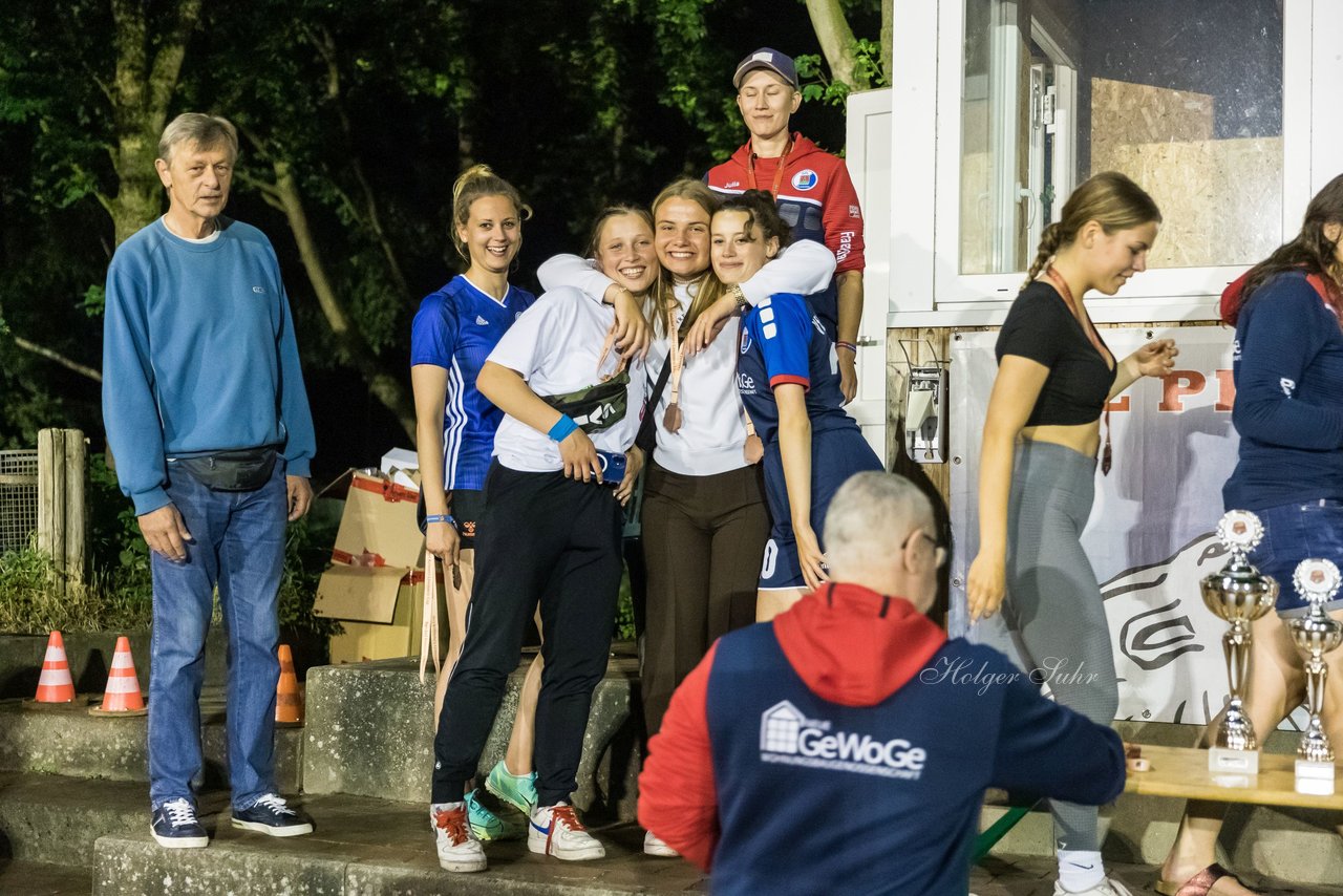 Bild 127 - Loewinnen-Cup